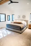 Ponderosa Park Lake House -- Private dock and beach! - Balcony
