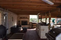 Serene Escape Villa: Pool, Hot Tubs, Games, Sauna, & Steam Room & much more fun! - 4 étoiles