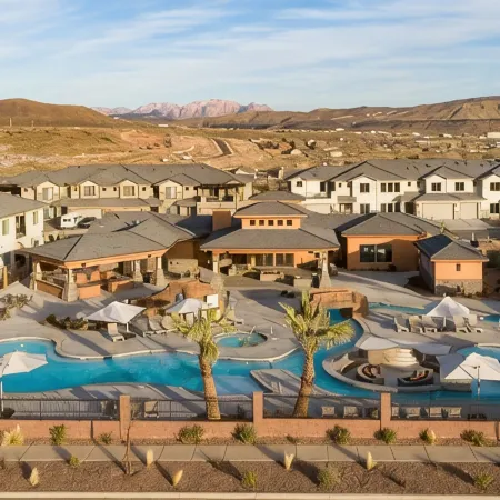 Luxury 5BR Wellness Retreat w/ Private Pool, Hot Tub & Cold Plunge Near Zion