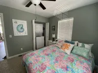 Waterfront -Beautiful sunsets, great fishing, scalloping & bird watching - balcony