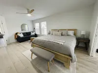 Beautiful Luxury Home located at Island Pointe Marina! Just 1 mile to downtown! - Wifi
