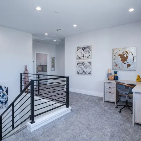Knockout home in downtown Gilbert, with Jacuzzi