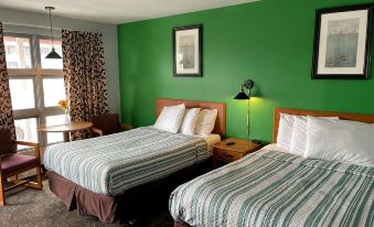 Pinebrook Motel