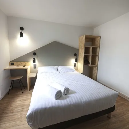 Brit Hotel Essentiel Arverne - Clermont-Ferrand Sud