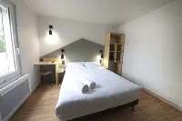 Brit Hotel Essentiel Arverne - Clermont-Ferrand Sud - 2-Star