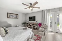 Edelweiss Chic Retreat /Grand Park/Ruoff/ Extended Stays Accepted - Wifi