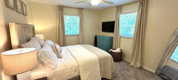 "Stay 'n Play" in Mason - Game Room/ 4 Season Room/ Wooded Private yard/ Firepit Hotele w: Mason