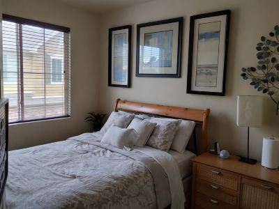 Westbury Townhome with community pool