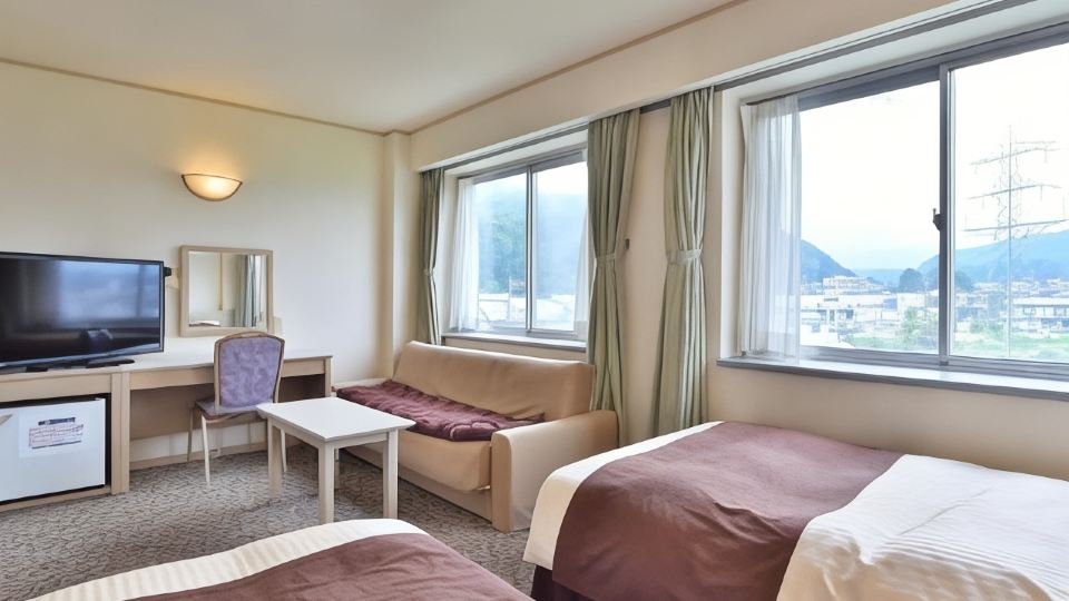 Chino Sky View Hotel