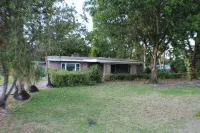 Secluded Florida Home House w Screen Room Heated Pool - สระว่ายน้ำส่วนตัว