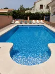 Large villa with private pool 50 meters from the beach - 木屋