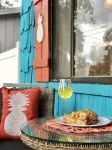 Perfect Summer backyard, Steps to Beach, Bikes, boogie-board, bunk beds, Grill - 2-Sterne