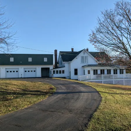 Bud's Place, Southern Charm in the Shenandoah Valley of Virginia