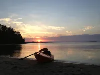 Cabin on AuTrain River a few blocks from Lk Superior, 10 mi from Munising - Wi-Fi