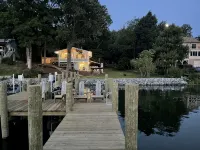 Renovated, Waterfront, Large Private Deep Water Dock, Cowboy Pool, Fire Pit - piscine
