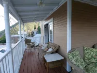 2-story house, all the comforts of home, spectacular space and views!! - 4-Star