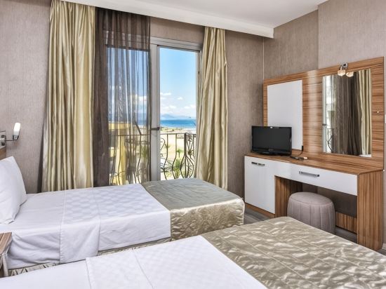 Acem Hotel