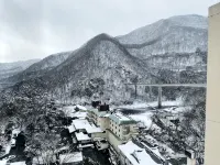 Ichiryukaku Honkan - Mountain View