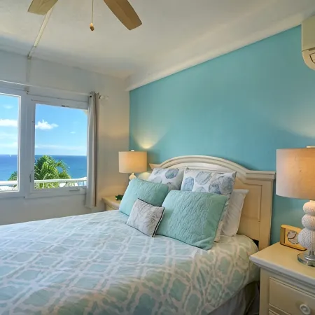 Home with panoramic views with access to private beach!