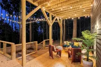 Lamplighter House - Hot Tub, Firepit, Sauna & Games 15-min from Asheville, NC - 4-Star