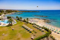 Corallia Beach Hotel Apartments - Pysäköinti