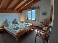 Holiday home between Davos + Lenzerheide, 8 people, hiking, cycling, swimming - Chalets