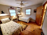 Highlands/Lake Glenville Area-Hot Tub-Mtn Stream-WIFI-Seclusion - Chalets