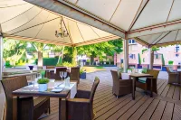 Hotel Schloss Edesheim - Parking