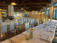 Tenuta Aquasole, Hotel e Ristorante nella natura, Sale Meeting e Centro Congressi Aziendali a Mercallo - romantici
