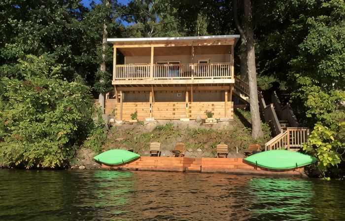 Waneta Lakeside Cottage