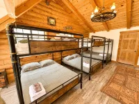 Bodfish Ranch/ Sleeps 14 / Secluded on 3.5 Acres - 샬레 호텔