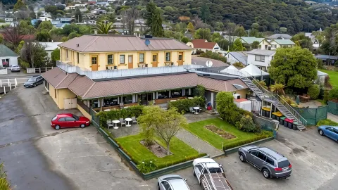 The Grand Hotel & Bar - Akaroa in Akaroa