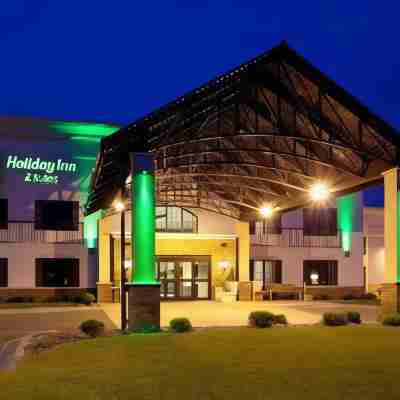 Holiday Inn & Suites Minneapolis - Lakeville Hotel Exterior