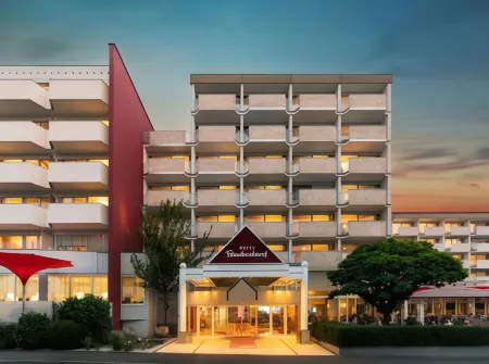 Hotel Frankenland Отели в г. Бад-Боклет