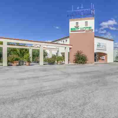 BRIT HOTEL essentiel Clermont l'Hérault Hotel Exterior