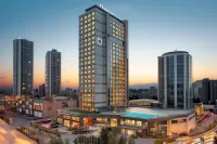 Selectum City Ataşehir Hotel berhampiran Maltepe University School of Nursing