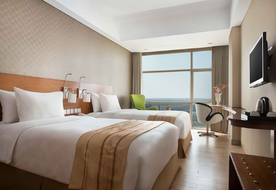 3. 해리스턴 호텔&..