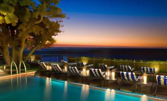 Twelve Apostles Hotel & Spa