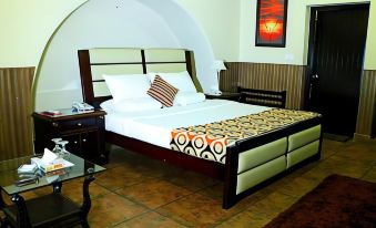 La-Taska Motel - Housity