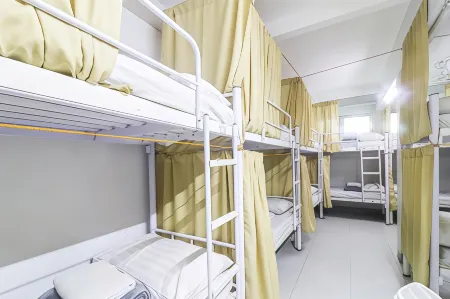 ARK Hostel City Center Manila