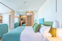 Palmasol Hotels near Las Yucas Beach