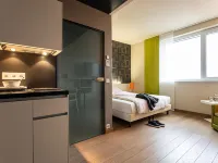 harry’s home Munich-Moosach Hotels near Allach - Untermenzing