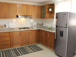 Fully Equipped New 2Br Apt–>dt–>2Mins to the Beach