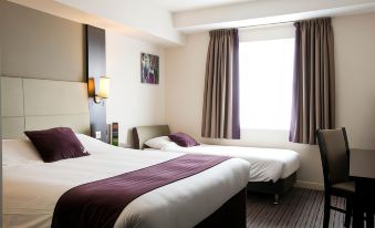 Premier Inn Falkirk North