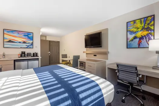 Comfort Inn San Diego Miramar Hotels near Club Expose