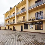 Gold Star Hotel Church of the Holy Righteous Lazarus 주변 호텔