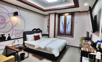 Nine in Masan, Changwon