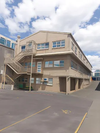 Backpackers Central Hamilton Отели рядом с достопримечательностью «Университет Уэйкато»