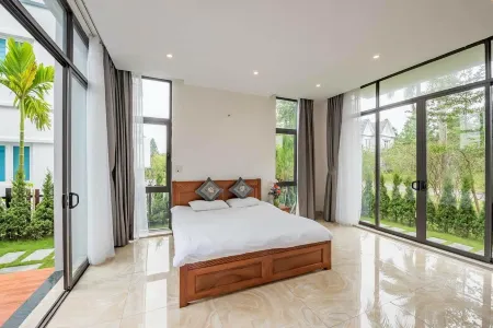 Flamingos Dai Lai Resort - Villa Tư Nhân có BBQ