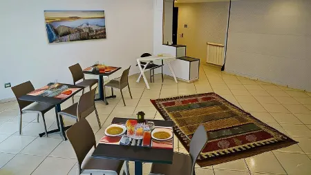 Welcome Inn Napoli Rooms, Private Bathrooms